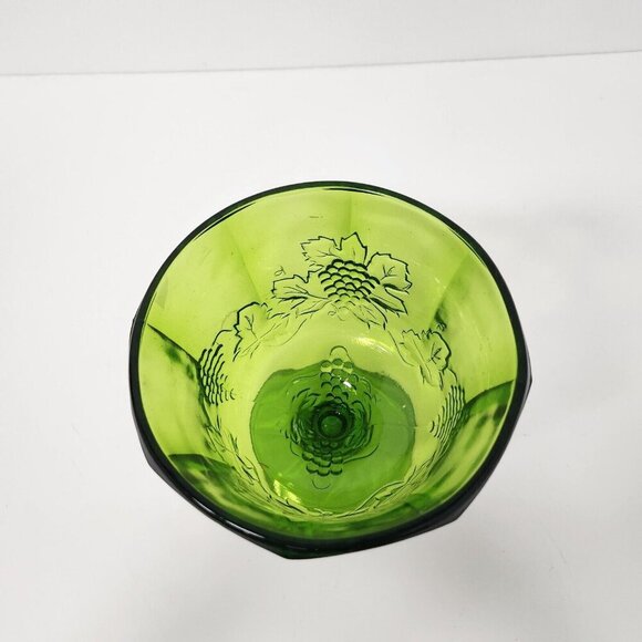 Vintage Indiana Glass Emerald Green Grape Pattern Colony Harvest Pedestal Bowl - Picture 4 of 8